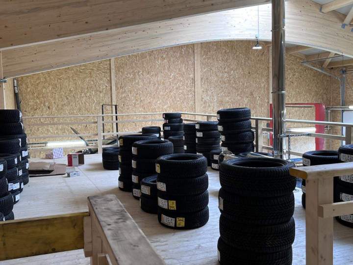 Vente de pneu automobile Maîche